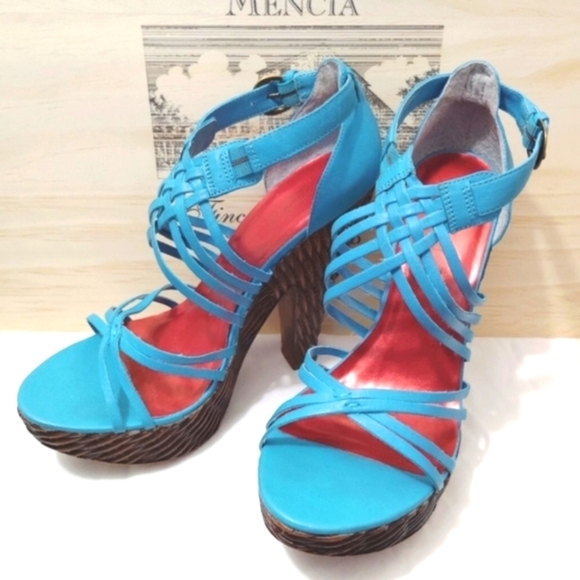 Vintage Diba Barbra Heels Turquoise Strappy Brazilian Leather Woven Design US 8 - Picture 3 of 15